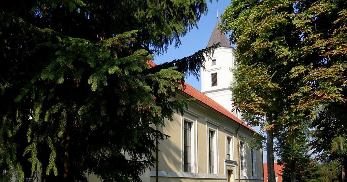 Kościół parafii Kościół Podwyższenia Krzyża Świętego w Torzym — zdjęcie