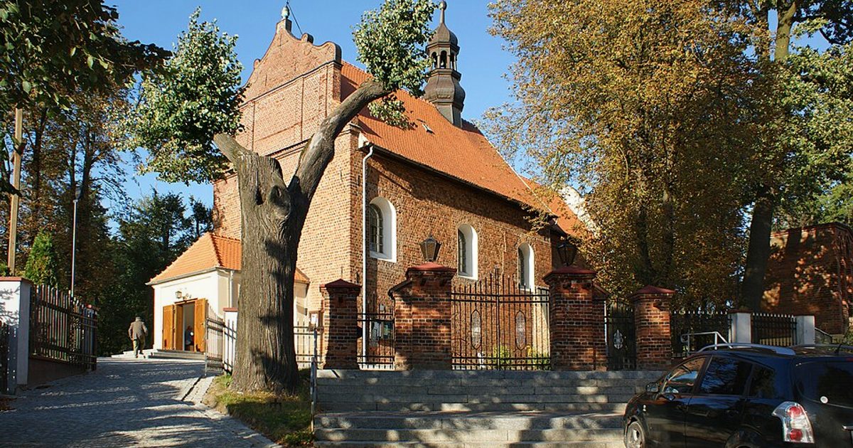 Kościół parafii Kościół Podwyższenia Krzyża Świętego w Wysocko Wielkie — zdjęcie