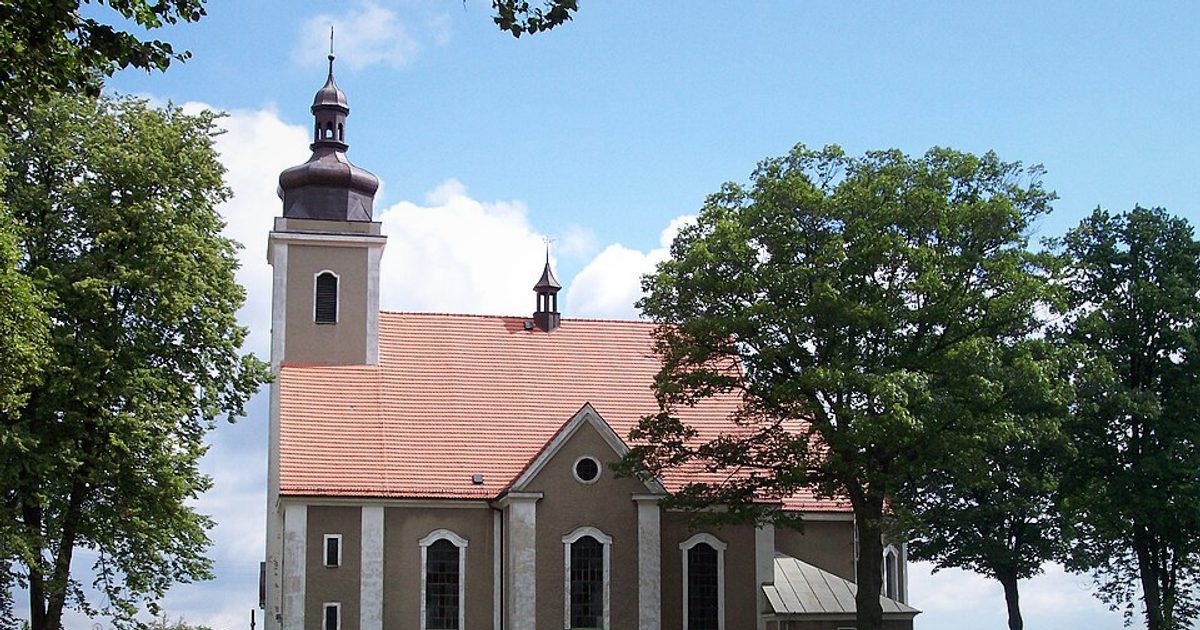 Kościół parafii Kościół Podwyższenia Krzyża Świętego w Zborowskie — zdjęcie