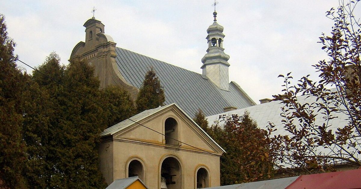 Kościół parafii Kościół Podwyższenia Świętego Krzyża w Widawa — zdjęcie