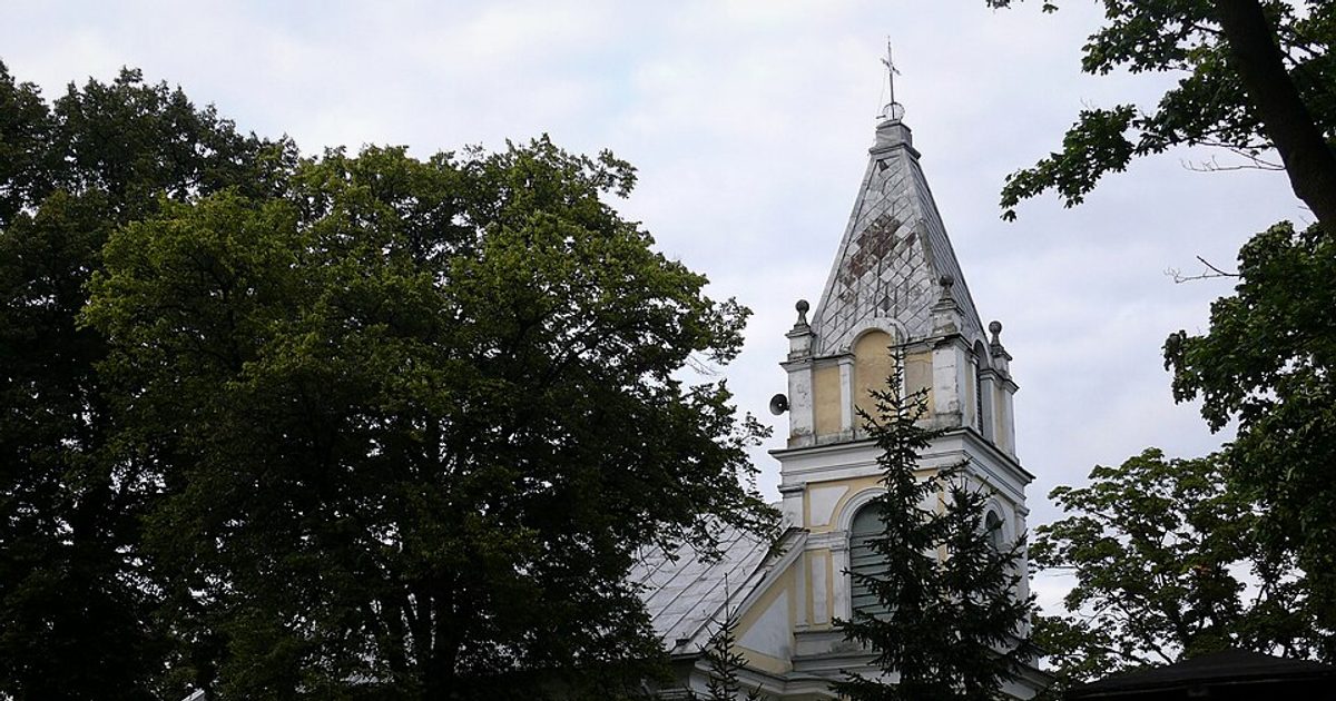 Kościół parafii Kościół Przemienienia Pańskiego w Babiak — zdjęcie
