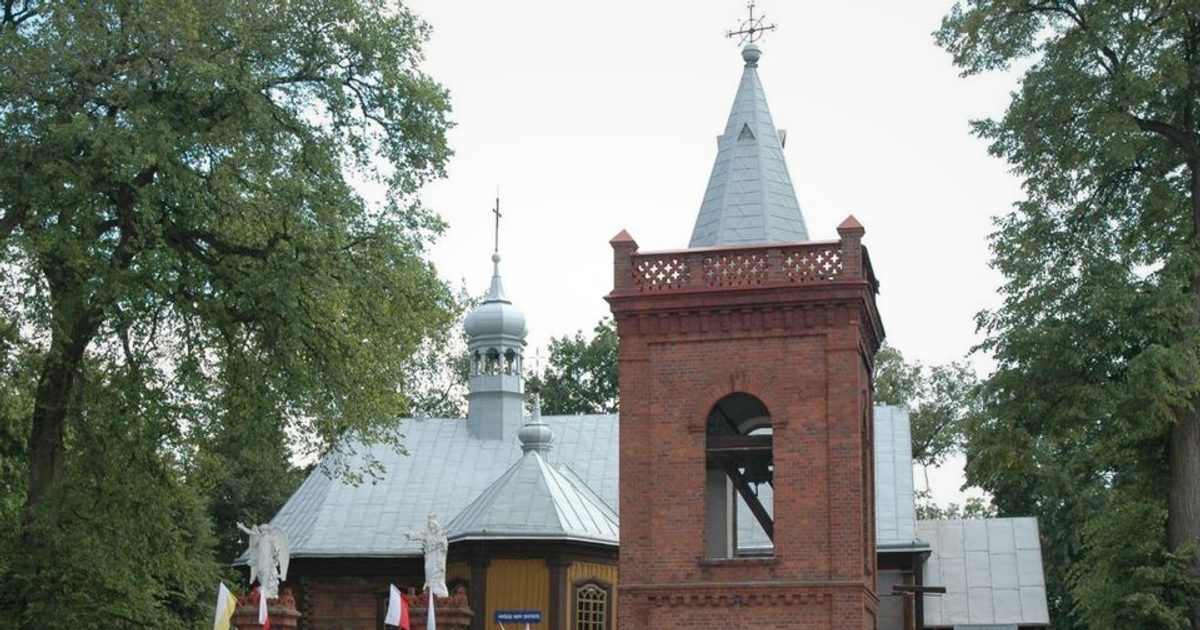 Kościół parafii Kościół Przemienienia Pańskiego w Firlej — zdjęcie