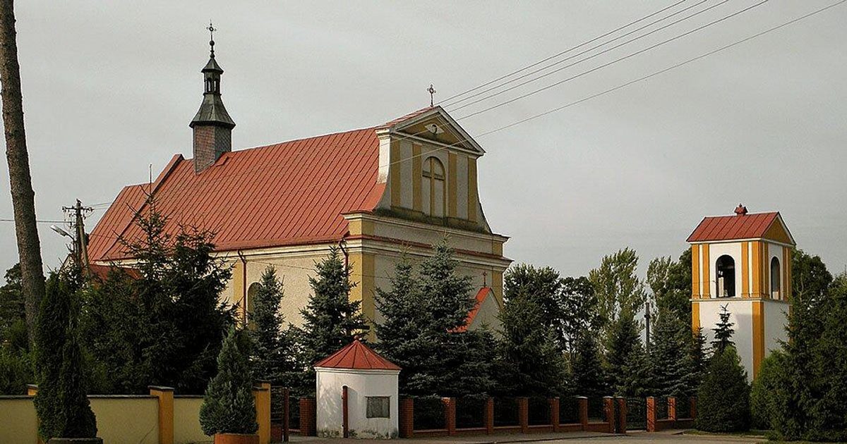 Kościół parafii Kościół Przemienienia Pańskiego w Kazanów — zdjęcie