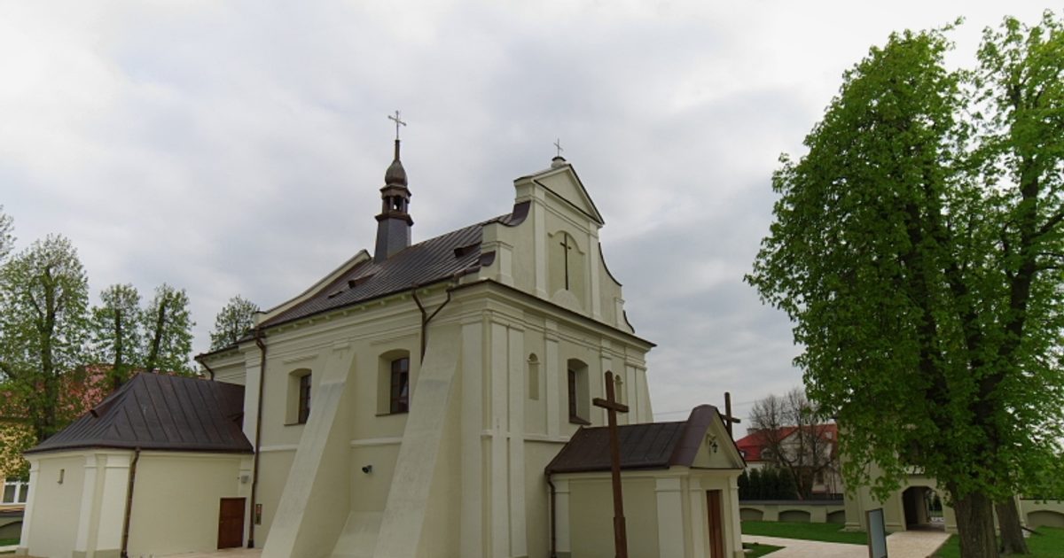 Kościół parafii Kościół Przemienienia Pańskiego w Sawin — zdjęcie