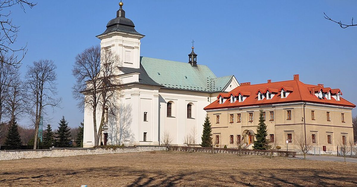 Kościół parafii Kościół Przenajświętszej Trójcy w Bobrek — zdjęcie