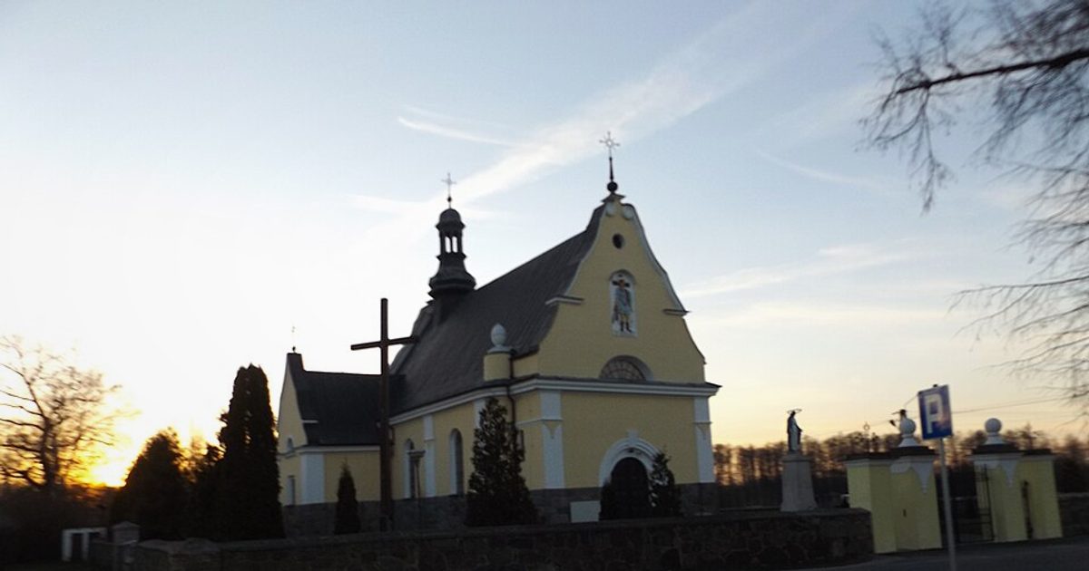 Kościół parafii Kościół św. Achacjusza w Skołatowo — zdjęcie