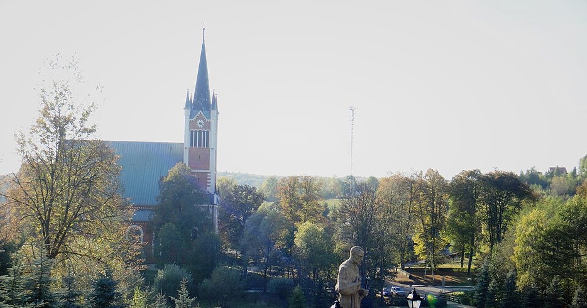 Kościół parafii Kościół św. Andrzeja Ap. w Porąbka Uszewska — zdjęcie