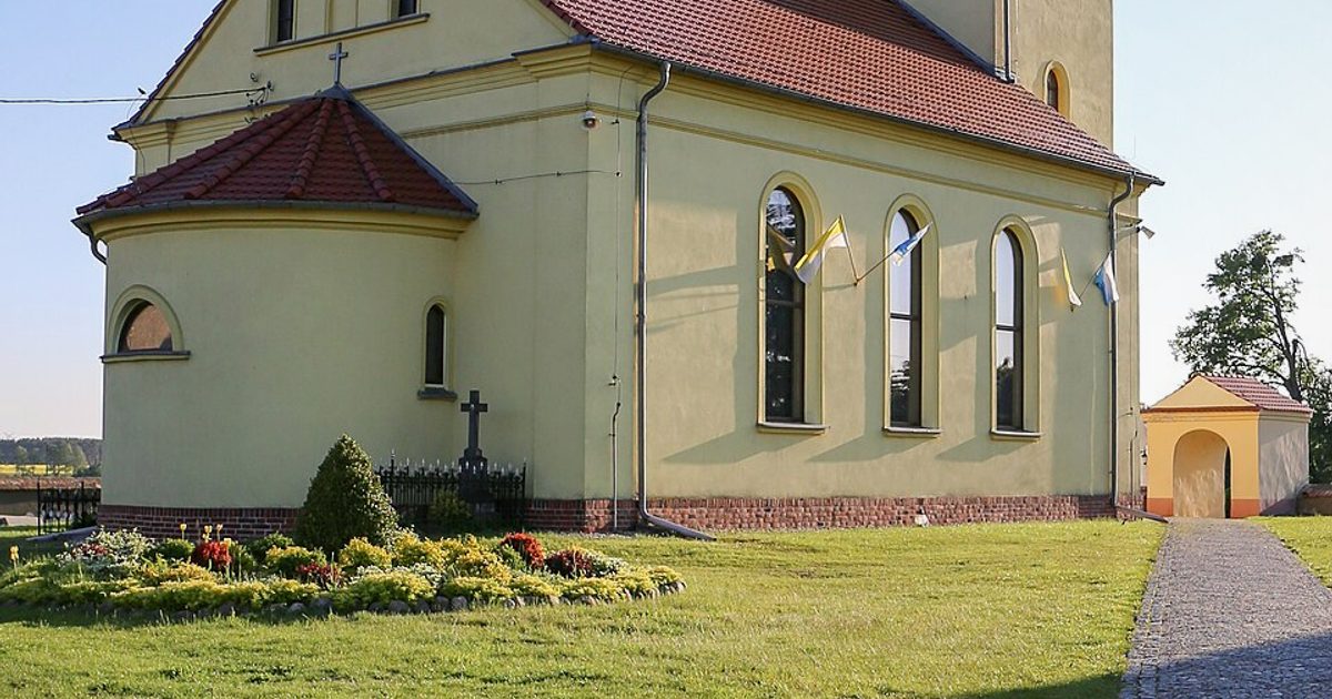 Kościół parafii Kościół św. Anny w Bąkowice — zdjęcie