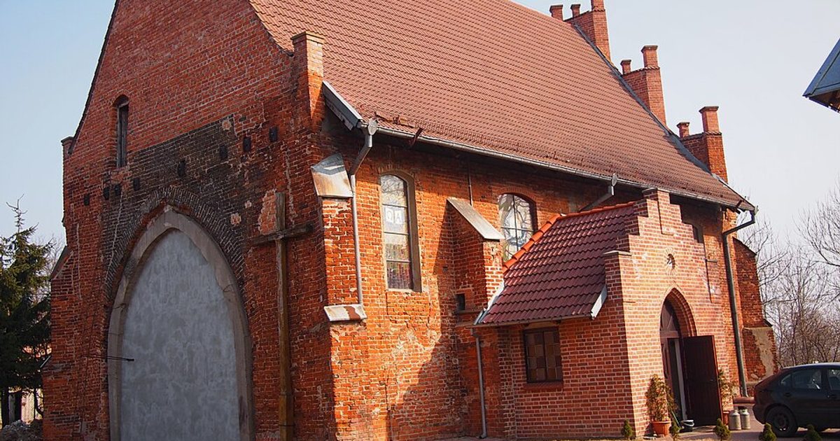 Kościół parafii Kościół św. Anny i św. Joachima w Suchy Dąb — zdjęcie
