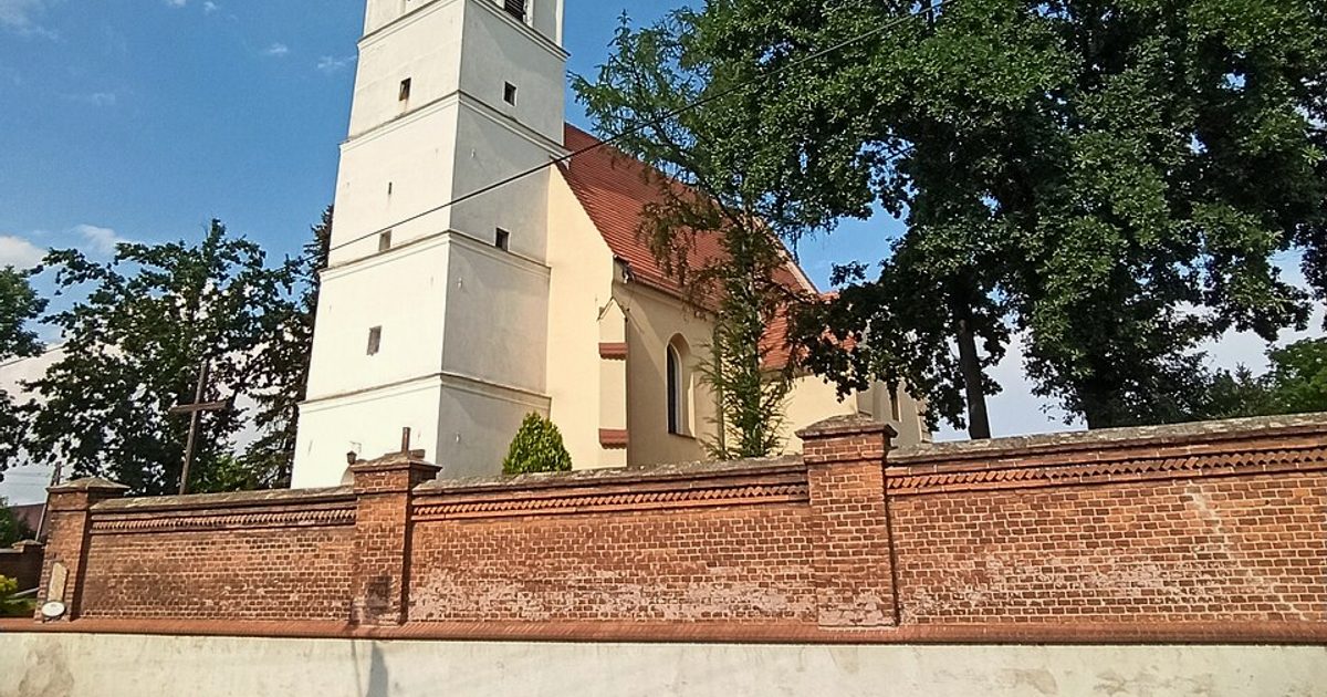 Kościół parafii Kościół św. Anny w Niemysłowice — zdjęcie