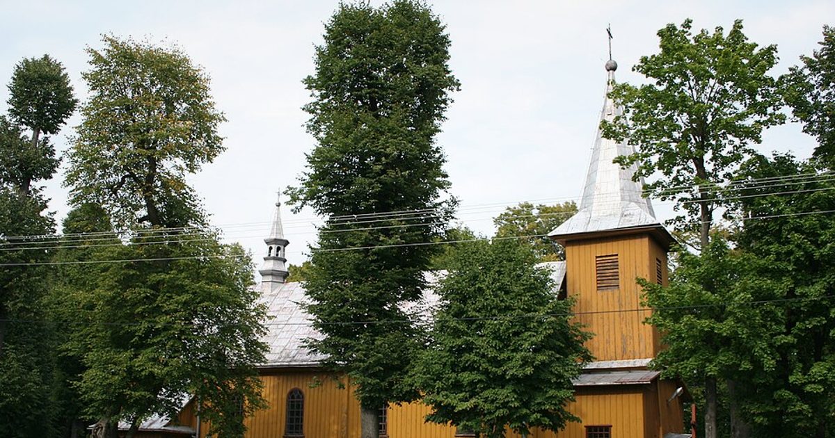 Relikwie świętych — Kościół św. Anny, Trzęsówka. Zdjęcie: Wikimedia Commons.