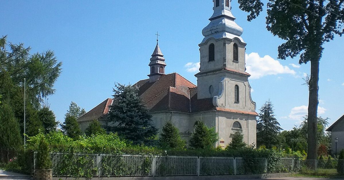 Kościół parafii Kościół św. Antoniego Padewskiego w Dziemiany — zdjęcie