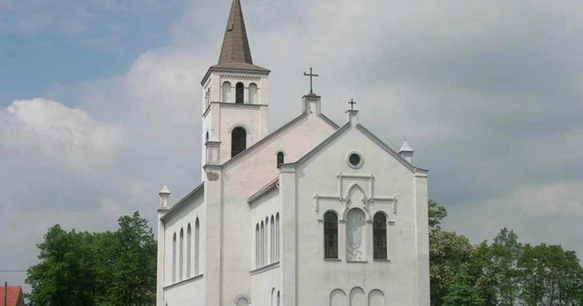 Dzieła sztuki sakralnej — Kościół św. Antoniego Padewskiego, Roszkowice. Zdjęcie: Wikimedia Commons.