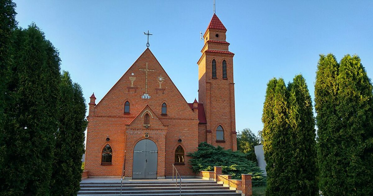 Kościół parafii Kościół św. Antoniego z Padwy w Czerniewice — zdjęcie