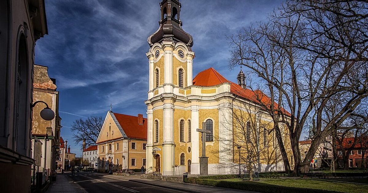 Dzieła sztuki sakralnej — Kościół św. Apostołów Piotra i Pawła, Krotoszyn. Zdjęcie: Wikimedia Commons.