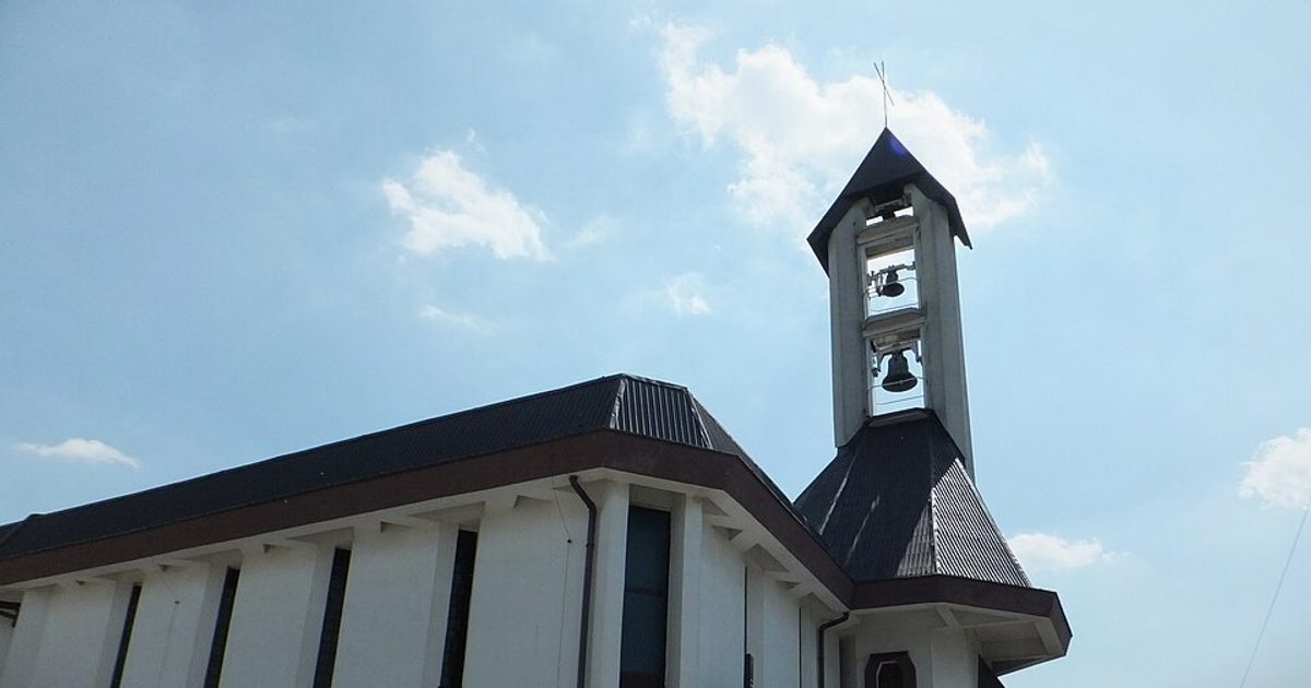 Dzieła sztuki sakralnej — Kościół św. Apostołów Piotra i Pawła, Lędziny. Zdjęcie: Wikimedia Commons.