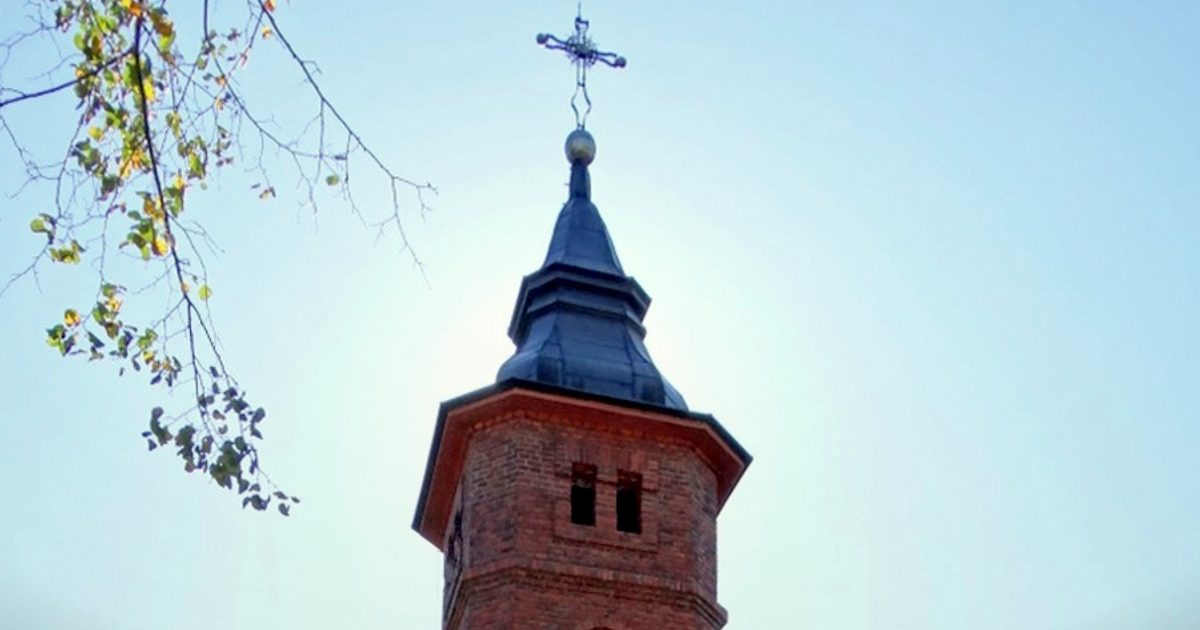 Kościół parafii Kościół św. Barbary w Ropienka — zdjęcie