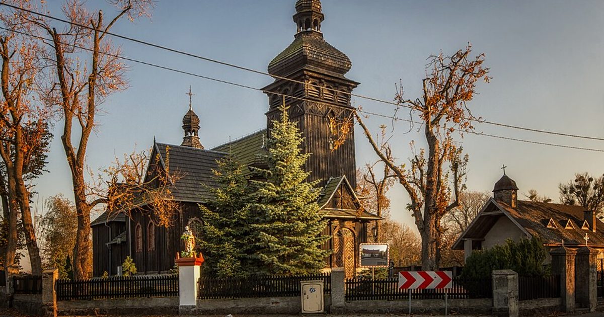 Kościół parafii Kościół św. Bartłomieja Apostoła w Biskupice Ołoboczne — zdjęcie