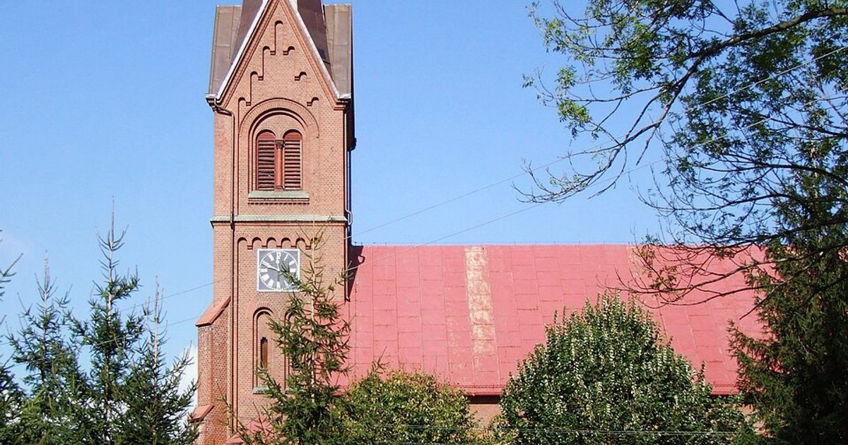Kościół parafii Kościół św. Bartłomieja Apostoła w Jarnołtówek — zdjęcie