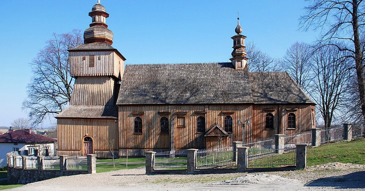Kościół parafii Kościół św. Bartłomieja w Rogi — zdjęcie