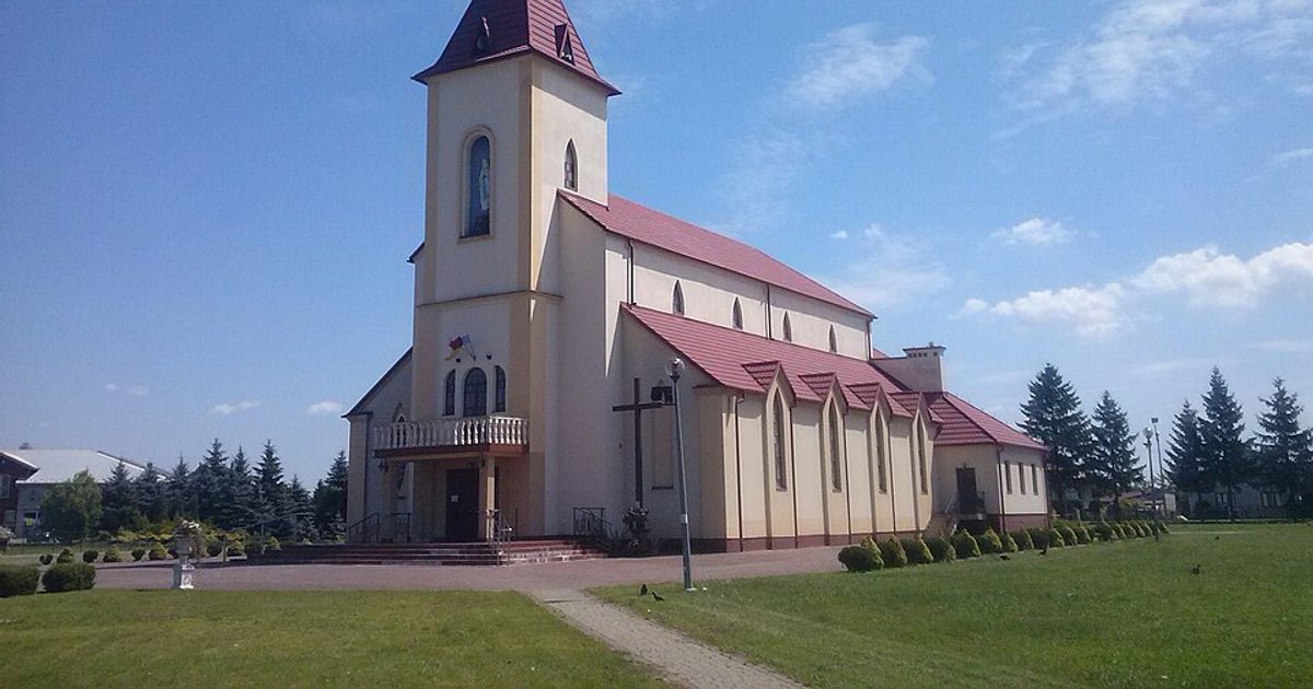 Dzieła sztuki sakralnej — Kościół św. Brata Alberta, Szówsko. Zdjęcie: Wikimedia Commons.