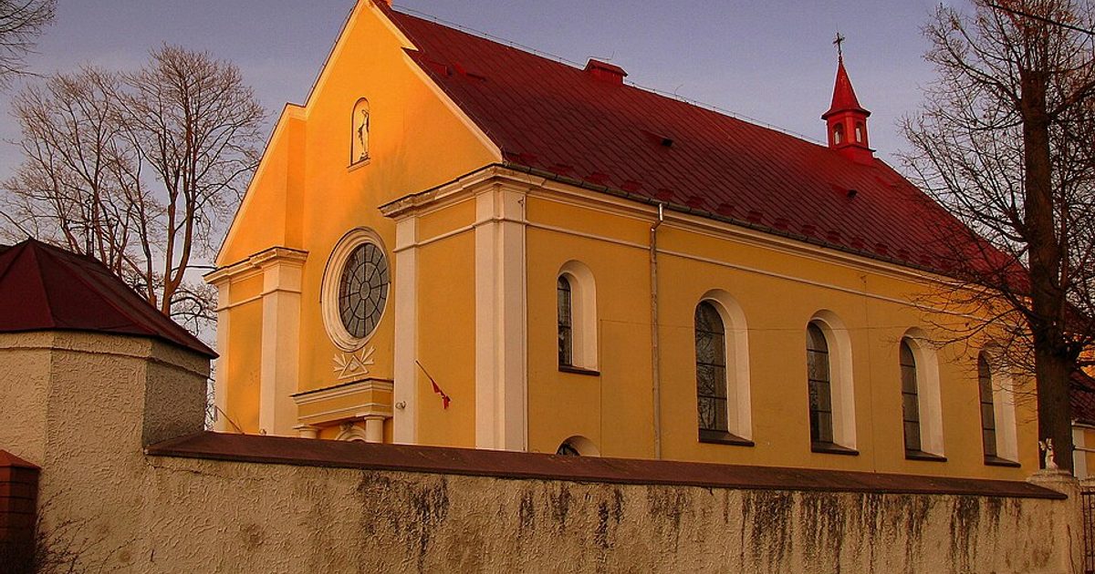 Kościół parafii Kościół św. Doroty w Potworów — zdjęcie