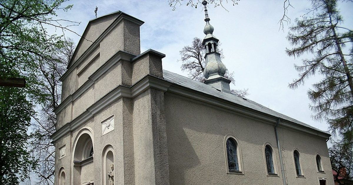 Kościół parafii Kościół św. Doroty w Stara Zbelutka — zdjęcie