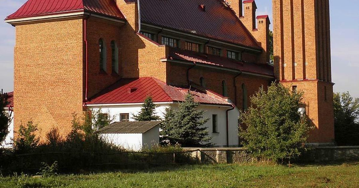 Kościół parafii Kościół św. Doroty w Wolanów — zdjęcie