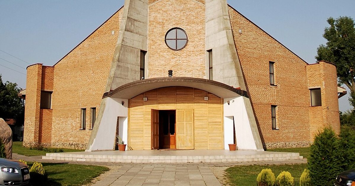 Kościół parafii Kościół św. Faustyny Apostołki Miłosierdzia Bożego w Rogozino — zdjęcie