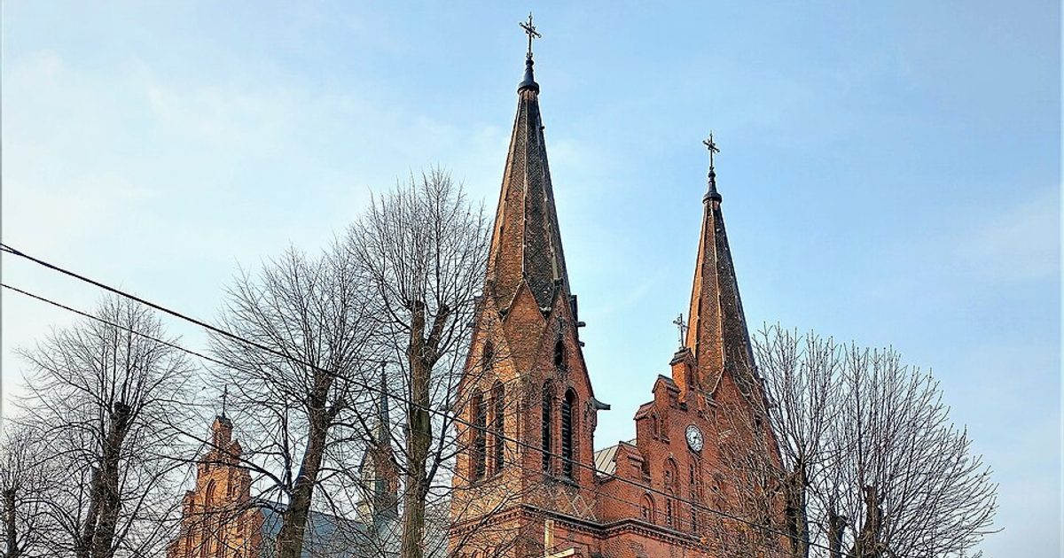 Kościół parafii Kościół św. Floriana Męczennika w Mogielnica — zdjęcie