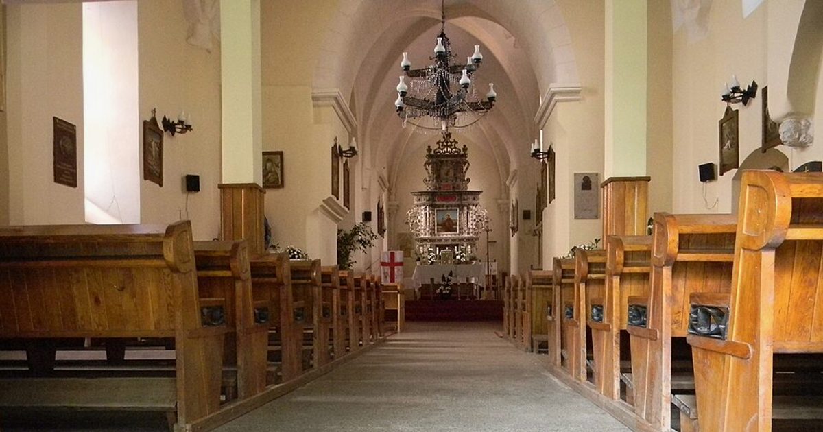 Dzieła sztuki sakralnej — Kościół św. Franciszka z Asyżu, Jerzmanki. Zdjęcie: Wikimedia Commons.