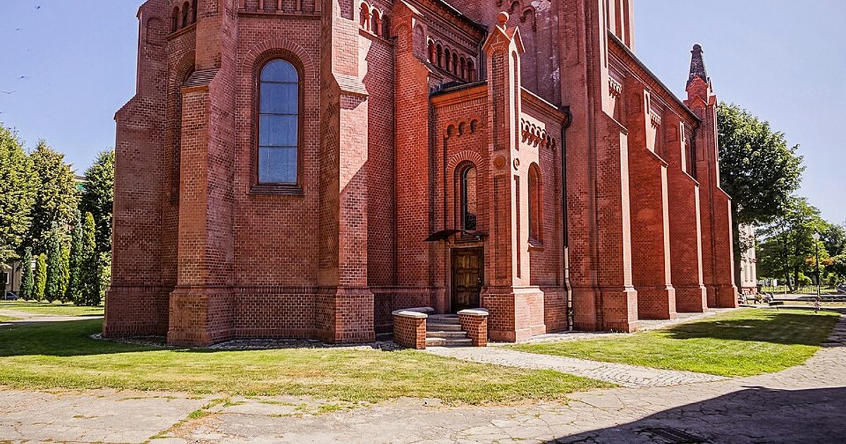 Dzieła sztuki sakralnej — Kościół św. Franciszka z Asyżu, Pieńsk. Zdjęcie: Wikimedia Commons.