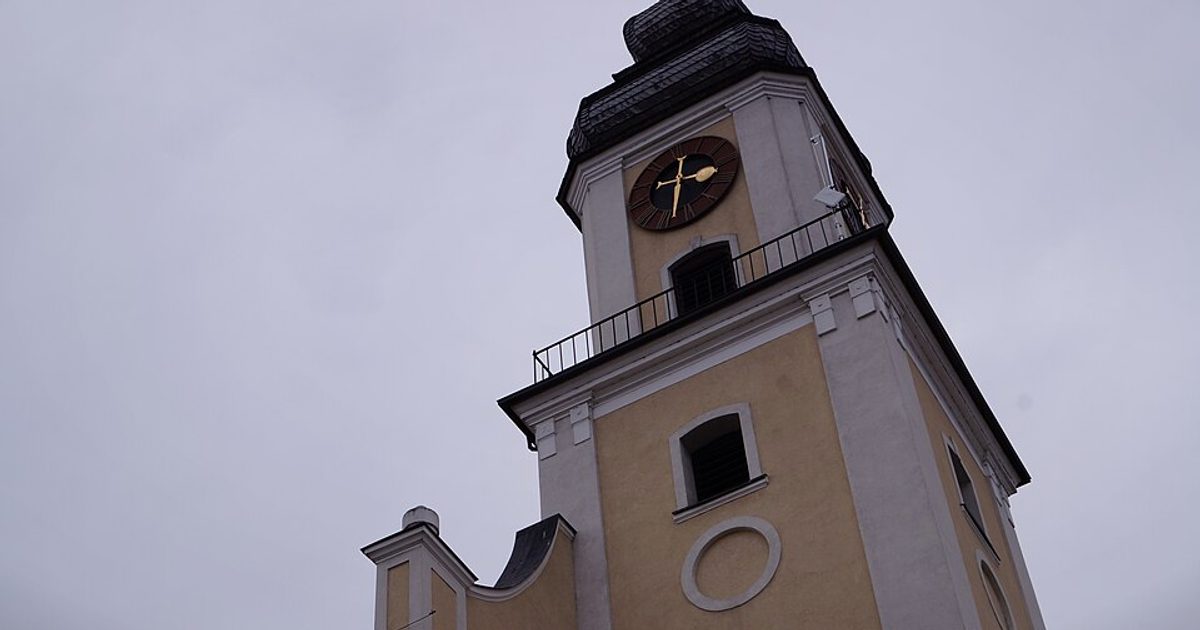 Kościół parafii Kościół św. Jadwigi w Chróścice — zdjęcie