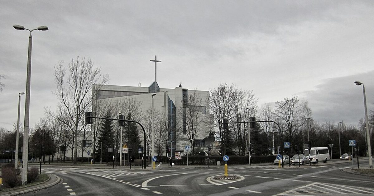 Kościół parafii Kościół św. Jadwigi Królowej w Kraków — zdjęcie