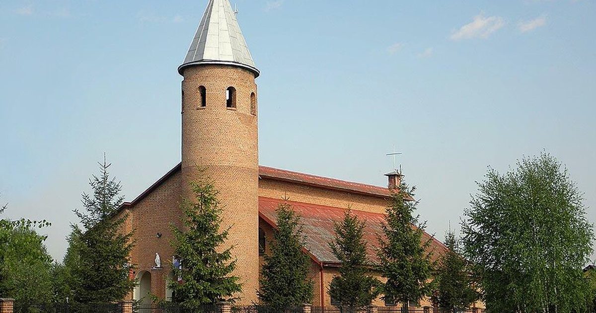 Kościół parafii Kościół św. Jadwigi Królowej w Tomaszów — zdjęcie