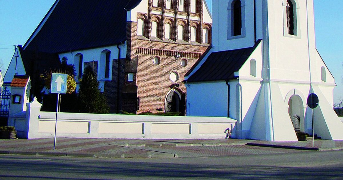 Kościół parafii Kościół św. Jadwigi w Lubstów — zdjęcie