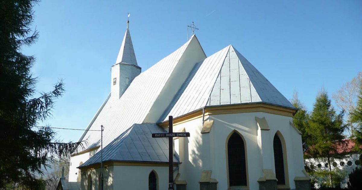 Kościół parafii Kościół św. Jadwigi w Ostroszowice — zdjęcie