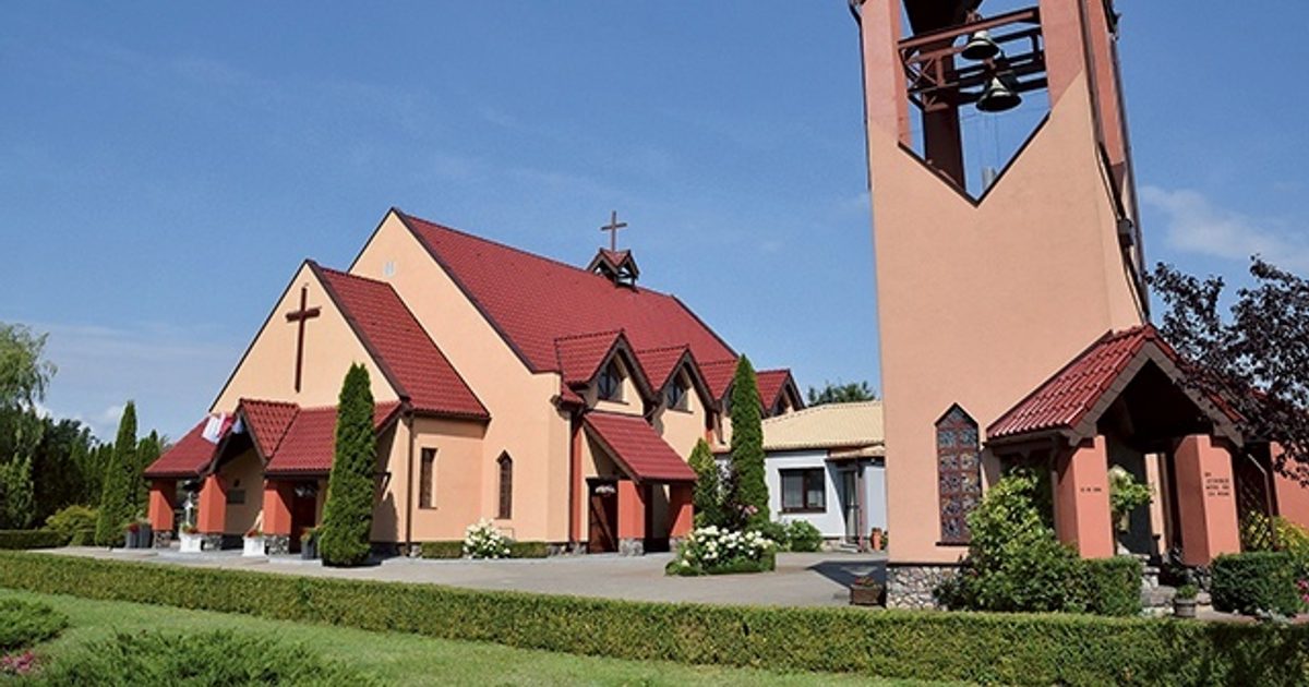 Kościół parafii Kościół św. Jadwigi Śląskiej w Kębłowo — zdjęcie
