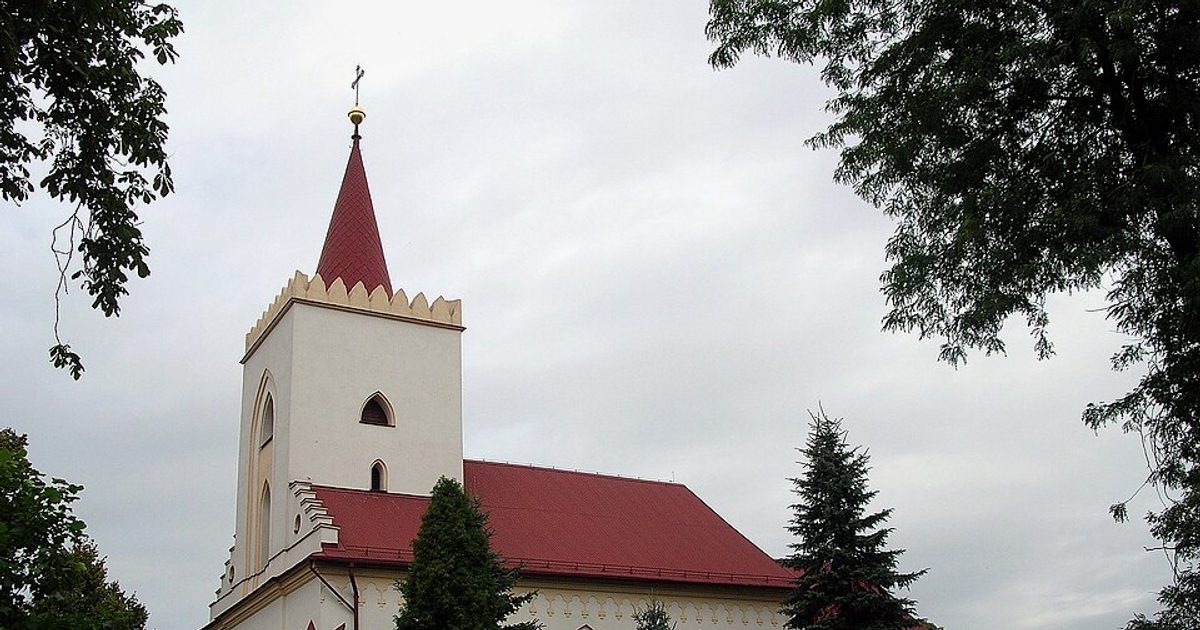 Kościół parafii Kościół św. Jadwigi Śląskiej w Zalesie Śląskie — zdjęcie
