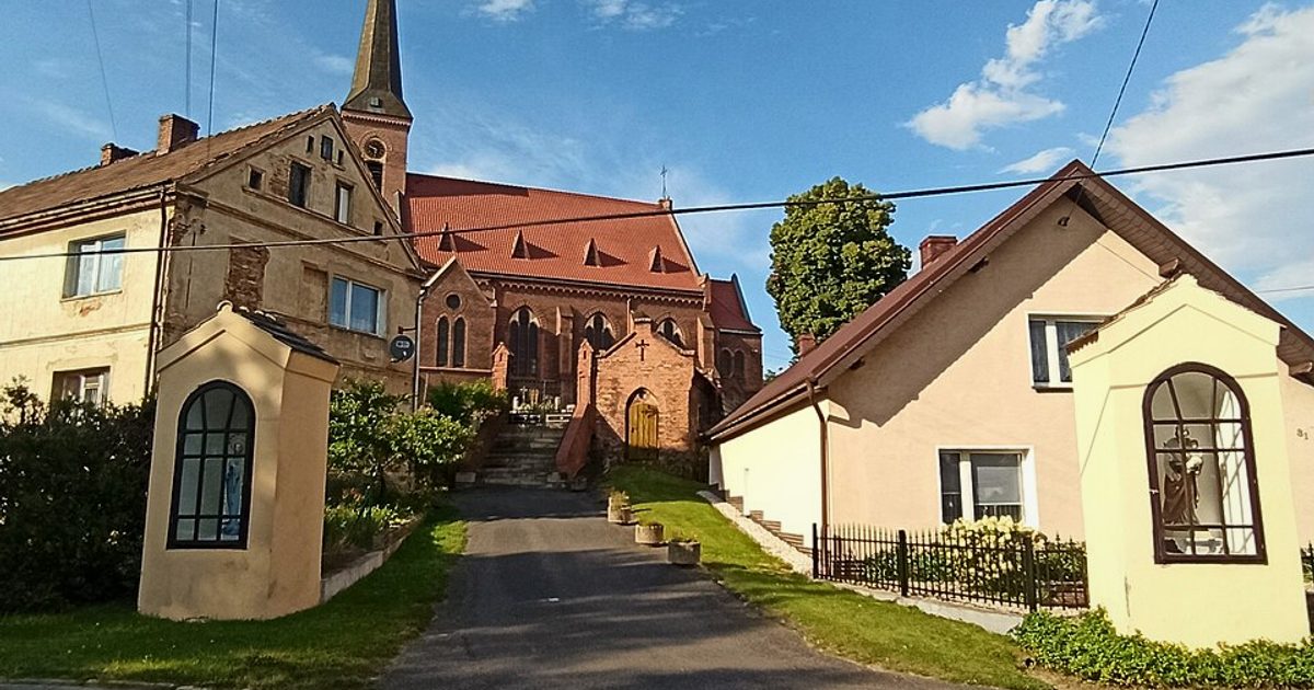 Kościół parafii Kościół św. Jakuba Apostoła w Prężyna — zdjęcie