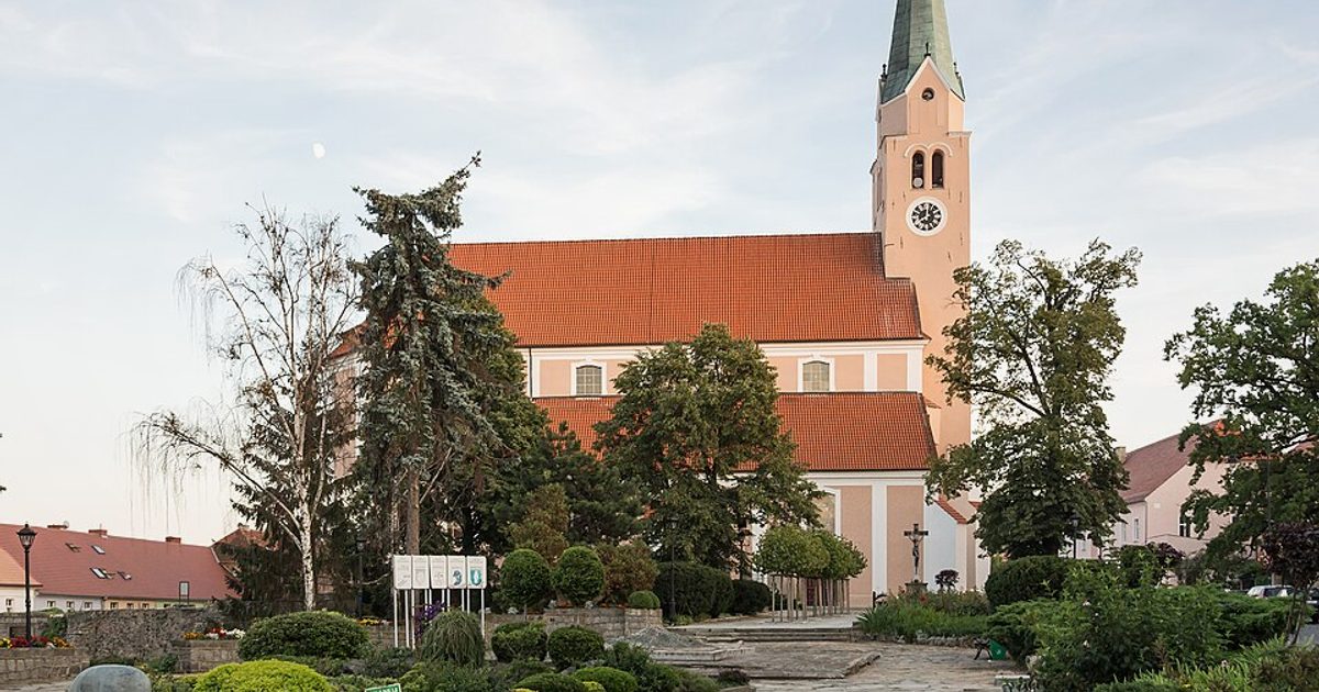 Kościół parafii Kościół św. Jakuba Apostoła w Sobótka — zdjęcie
