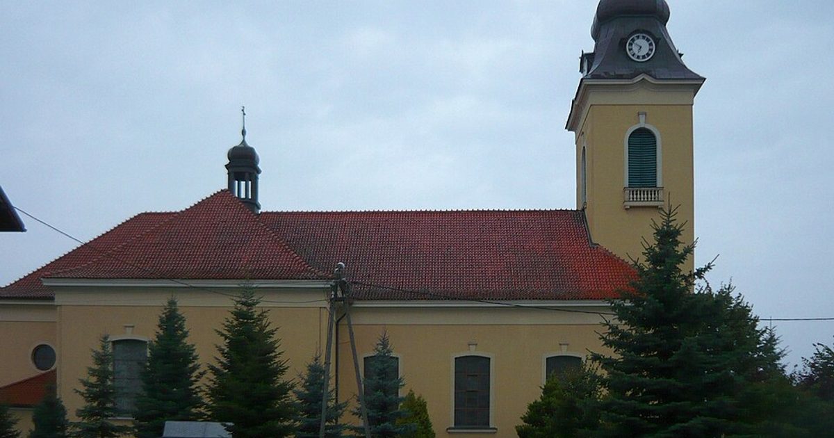 Kościół parafii Kościół św. Jakuba Apostoła Starszego w Lubichowo — zdjęcie