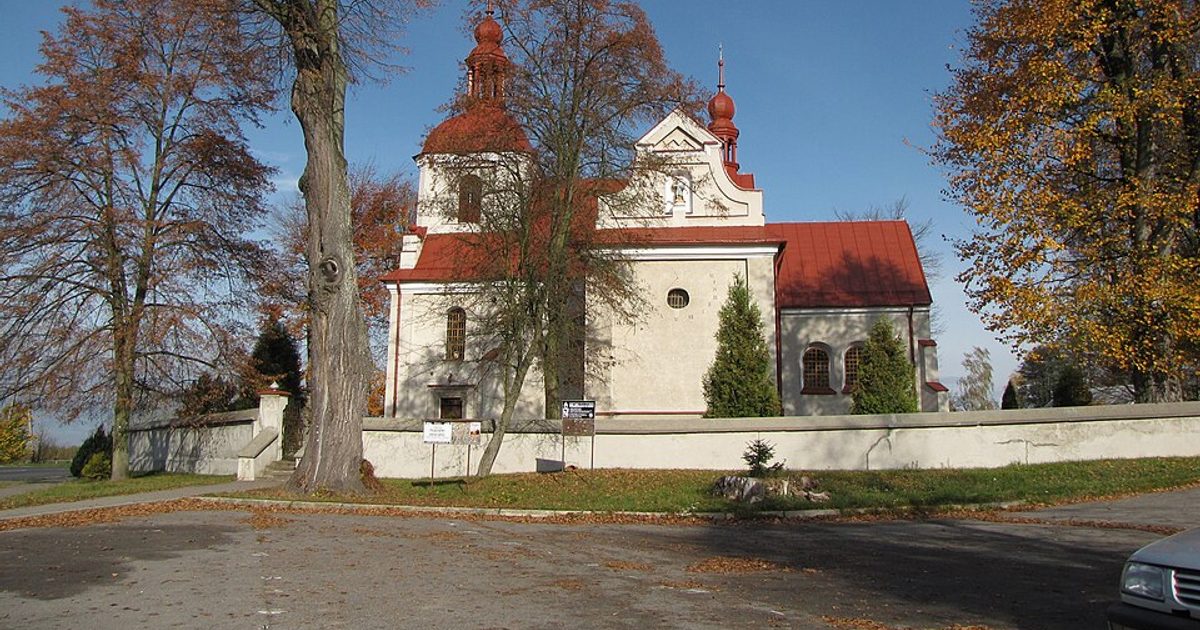 Dzieła sztuki sakralnej — Kościół św. Jakuba, Stanowiska. Zdjęcie: Wikimedia Commons.