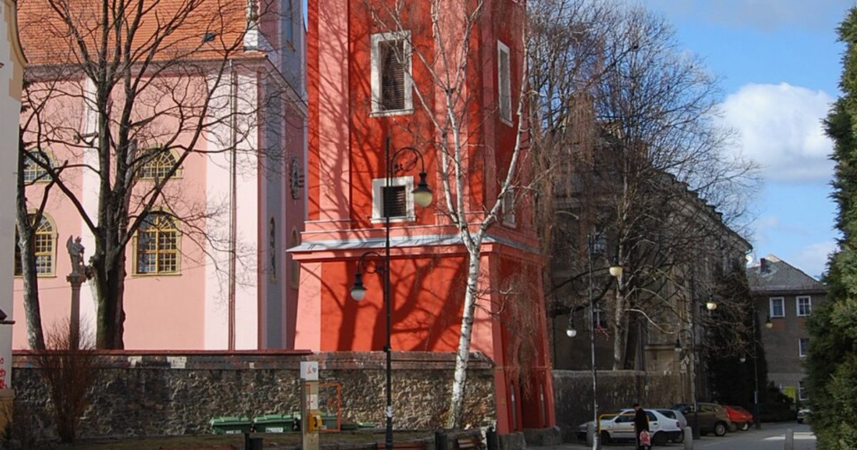 Kościół parafii Kościół św. Jana Chrzciciela w Jelenia Góra-Cieplice — zdjęcie