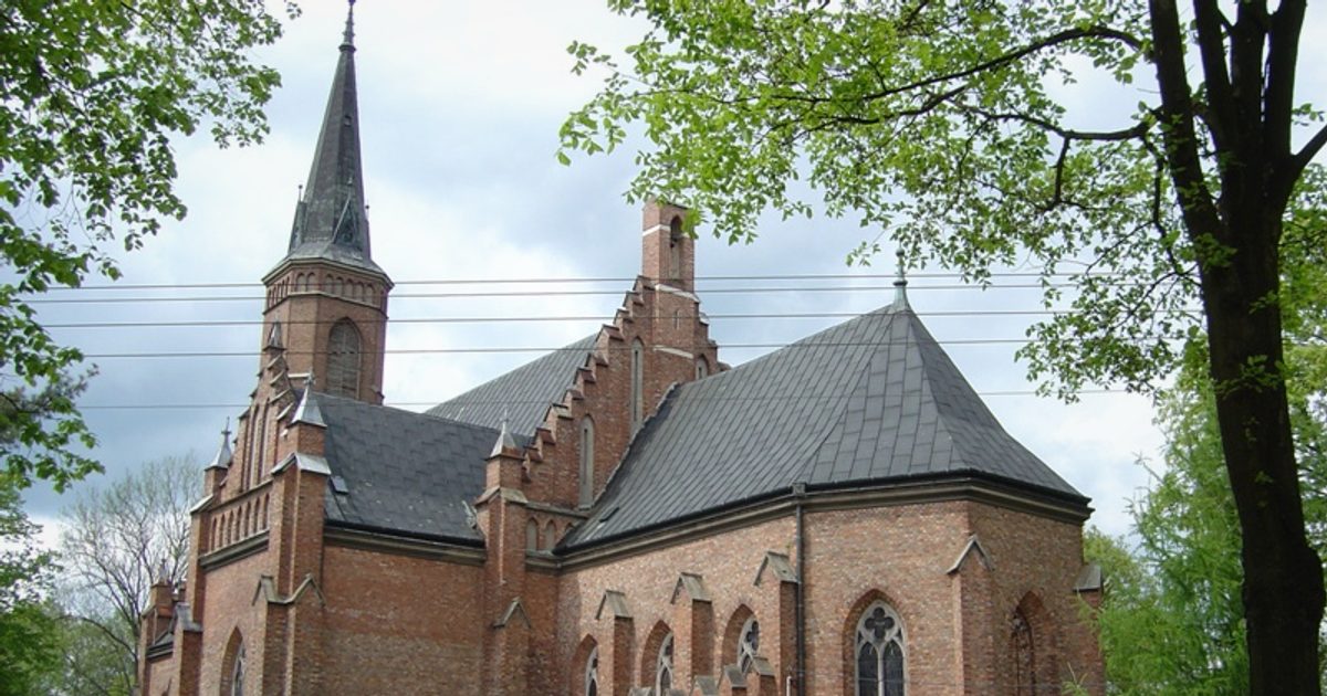 Dzieła sztuki sakralnej — Kościół św. Jana Chrzciciela, Nowa Brzeźnica. Zdjęcie: Wikimedia Commons.