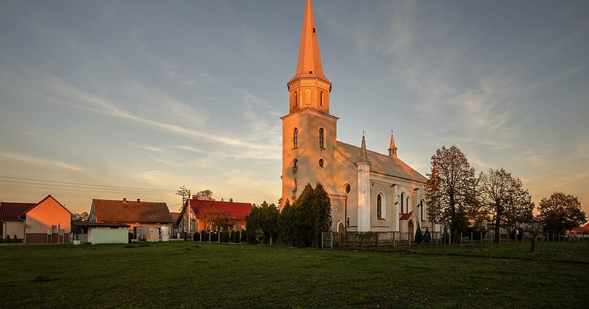 Dzieła sztuki sakralnej — Kościół św. Jana Chrzciciela, Obrowiec. Zdjęcie: Wikimedia Commons.