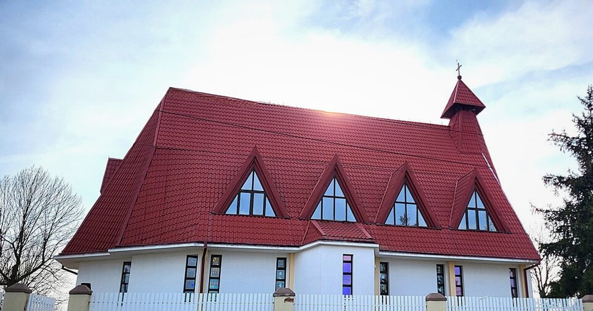 Dzieła sztuki sakralnej — Kościół św. Jana Chrzciciela, Ociesęki. Zdjęcie: Wikimedia Commons.