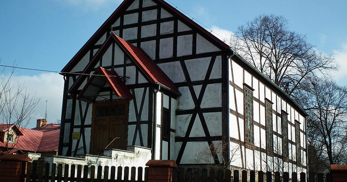 Kościół parafii Kościół św. Jana Chrzciciela w Pniewo — zdjęcie