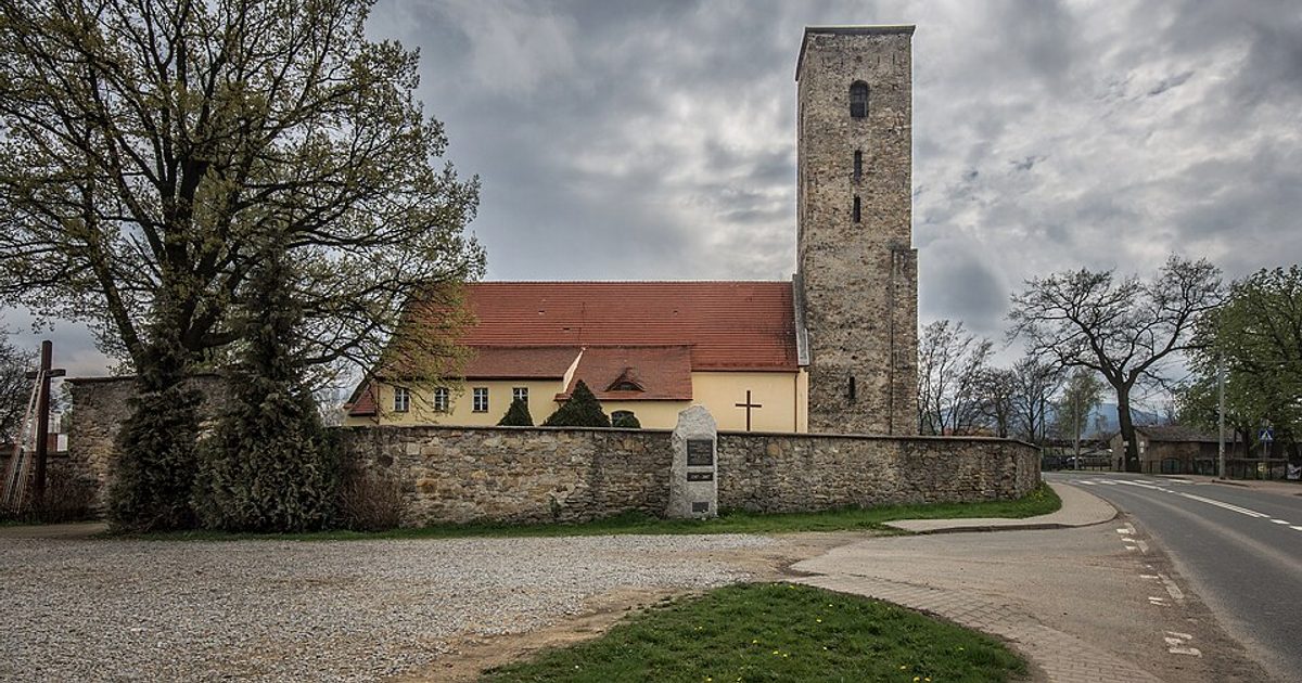 Dzieła sztuki sakralnej — Kościół św. Jana Chrzciciela, Rogów Sobócki. Zdjęcie: Wikimedia Commons.