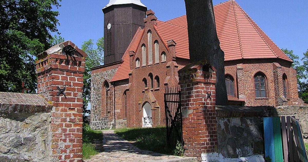 Dzieła sztuki sakralnej — Kościół św. Jana Chrzciciela, Sarbia. Zdjęcie: Wikimedia Commons.